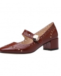 حذاء Mezereon Mary Jane ذو كعب متوسط ​​بمقدمة مربعة للنساء ومضخات من جلد البقر للسيدات حذاء بروغ بتصميم أنيق حذاء Zapato