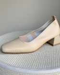 נעלי עבודה בסגנון משאבות לנשים עור פרה מרובע אצבע עבה נעלי עקב אמצע עקב 4 סמ משאבות נשים
