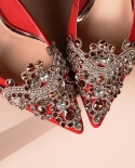 أحذية الحفلات النسائية ذات الثنيات المريحة ذات الكعب العالي للربيع والخريف أحذية نسائية ذات كعب عالٍ أحذية زفاف من الجلد المدبوغ