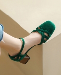الصيف صنادل جلدية المصارع النمط الروماني أحذية نسائية أحذية الربيع Kidsuede الإناث الرجعية مشبك حزام خمر على كعب