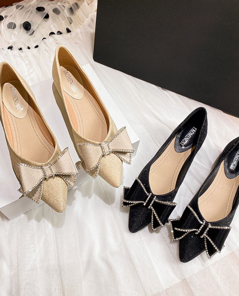 Large size heels store