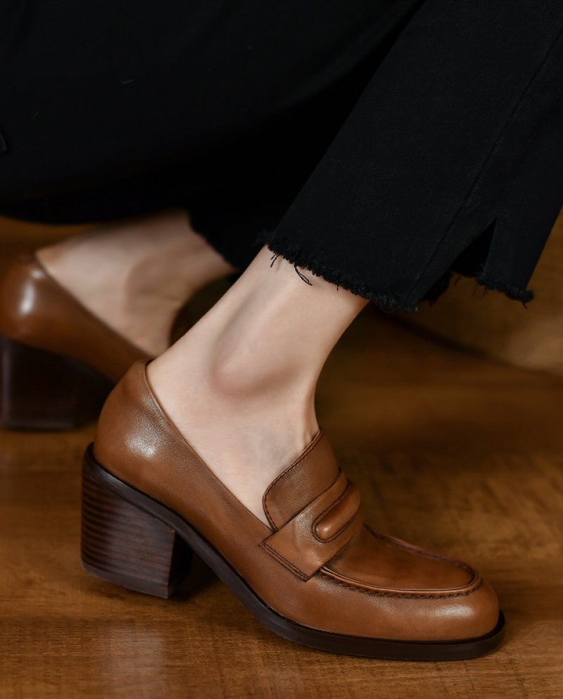 Zapatos de piel de vaca para mujer, estilo francés Retro, zapatos de tacón cuadrado grueso, mocasines de punta redonda de 6 Cm, 