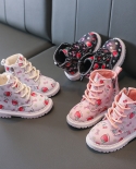 Botas para meninas outono inverno novas botas de pelúcia quentes para crianças sapatos casuais de morango para meninas meninos b