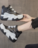 2022 אביב 2022 נעלי אבא מעור פנימיות מוגבהות חדשות לנשים עם סוליות עבות מאפין נעלי ספורט קזואל נעלי נשים
