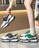 Zapatos deportivos transpirables de malla nueva con suela gruesa para mujer que combinan con todo