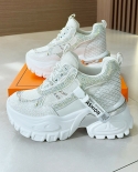 Zapatos deportivos informales de otoño para mujer, zapatos blancos pequeños con diamantes de imitación de suela gruesa