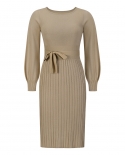 Nuevo vestido de punto de otoño e invierno para mujer Falda de suéter de fondo plisado de longitud media delgada
