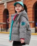 מעיל פוך לילדים 2022 חורף חדש באורך בינוני לילדות בסגנון מערבי מעיל ילדים משובץ מעובה