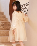 בנות 2022 סתיו חדש תחרה רקומה נסיכה חצאית גזה חתיכה אחת בסגנון שמלת ילדים
