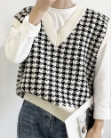 Womens Sweater Vest Autumn Wintre Knitwear Sleeveless Pullover V Neck College Sweaters Girls Aesthetic Clothes Classic S
