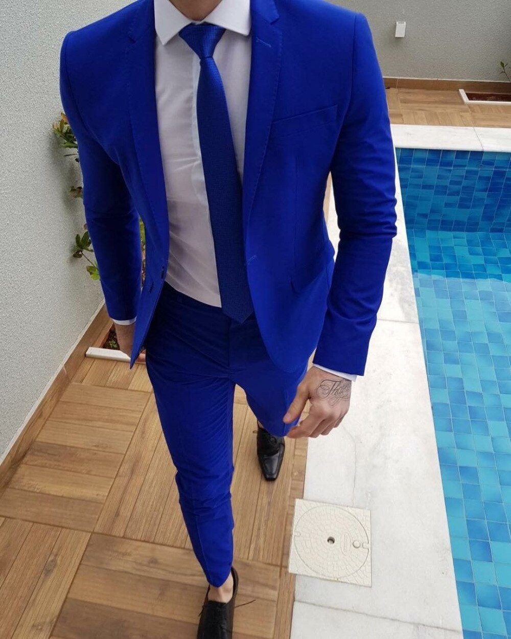 Royal blue sale coat pant images