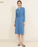 Womens Autumn And Winter New V-neck Self-cultivation Solid Color Long-sleeved Mid-waist Dress