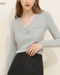 Long-sleeved Bottoming Shirt Womens Spring And Autumn Knitwear Elastic Slimming Design V-neck Womens Top