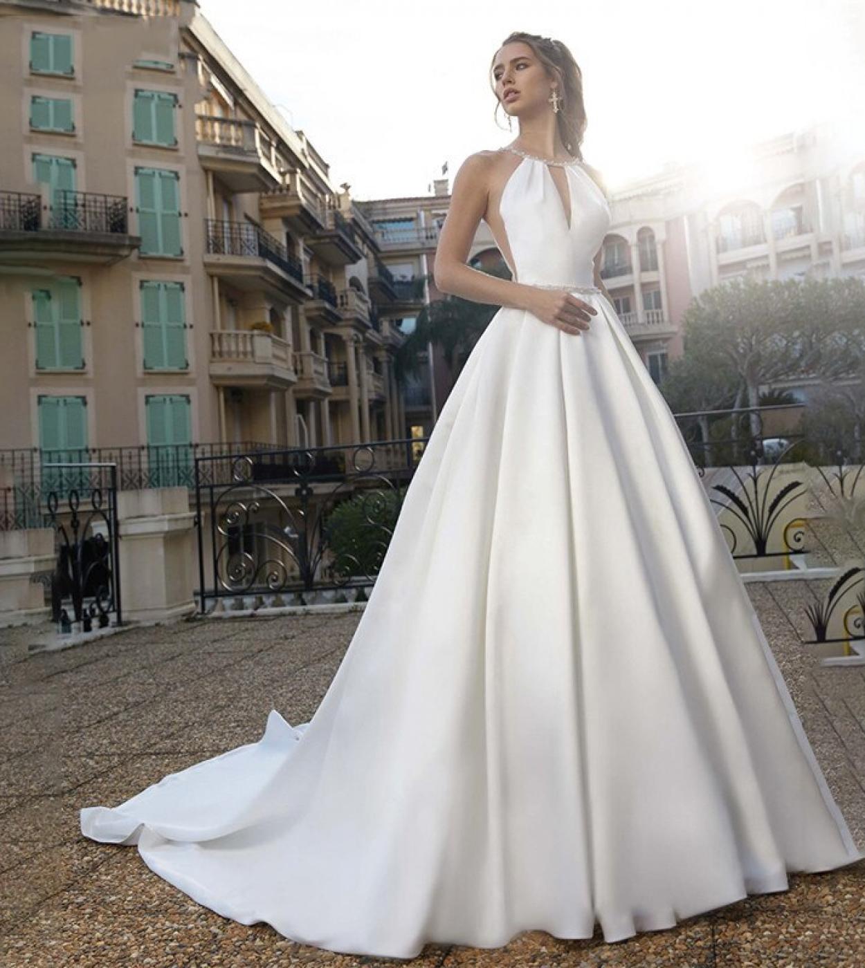 Gaun online satin bridal