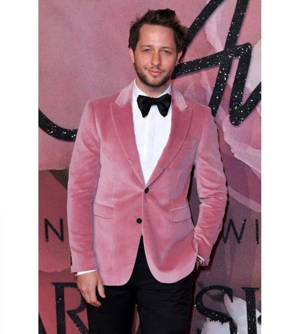 Pink on sale tuxedo blazer