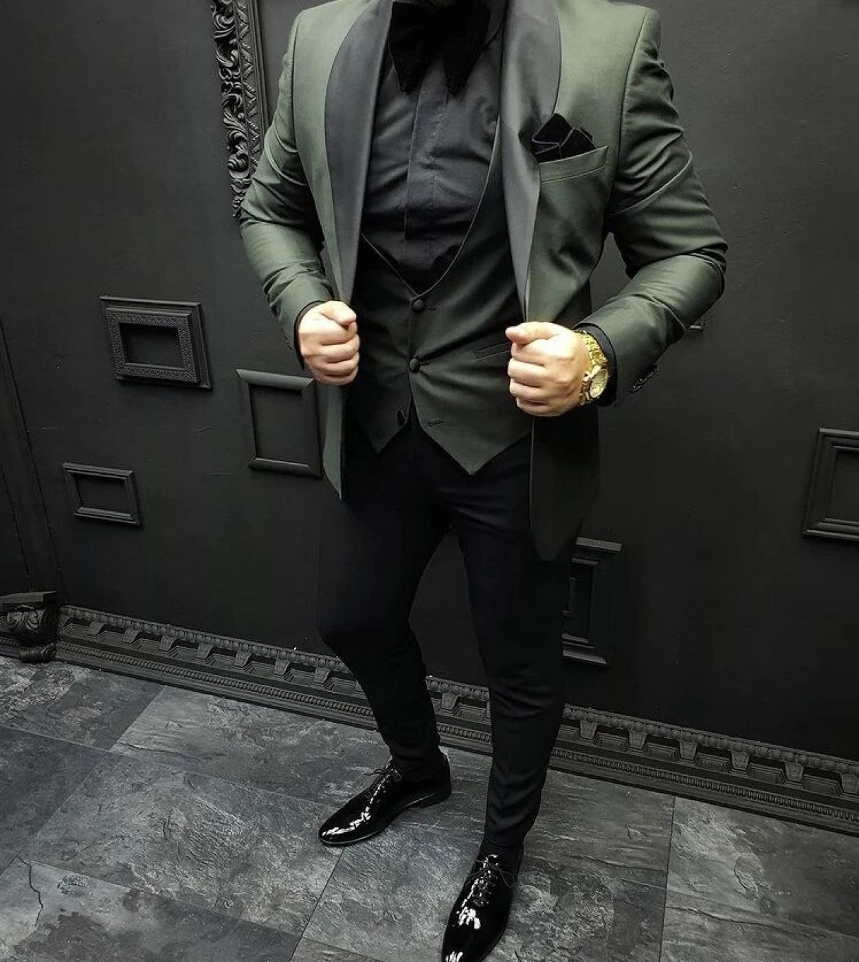 Trajes verde oscuro outlet