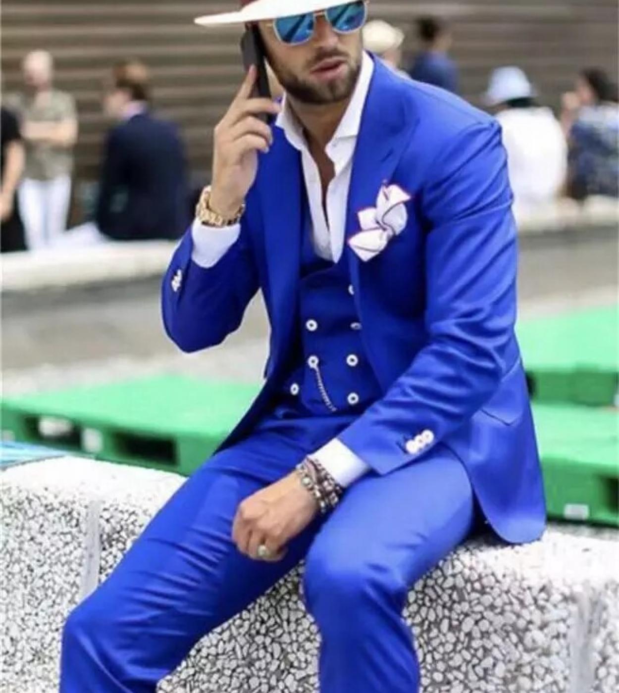 Newest Design Royal Blue Men Suits Groomsmen Peak Lapel Groom Tuxedos  Wedding Prom Dinner Best Man Blazer Jacketpants