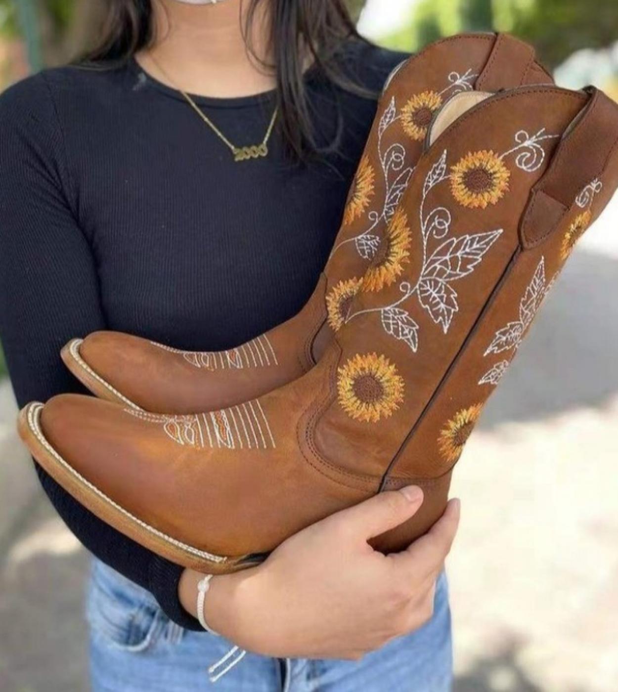 Autumn And Winter New Embroidery Cowboy Boots Womens Autumn Western Boots Retro Short Boots Womens Womens Shoes Botas