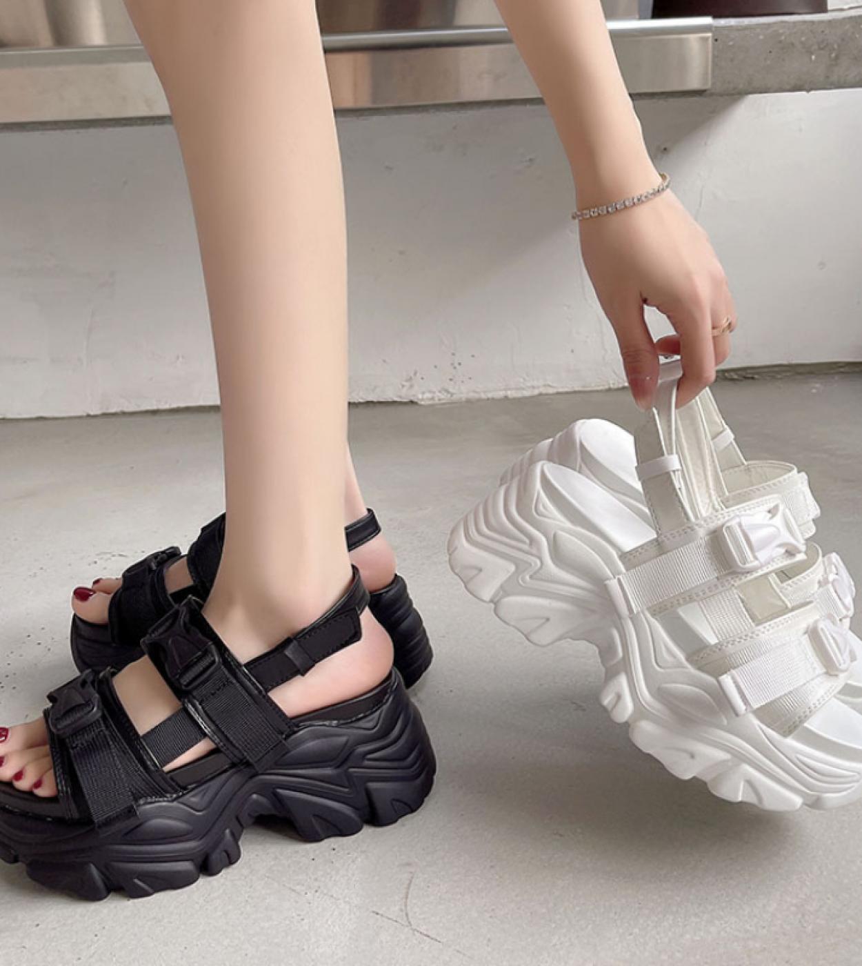 Women on sale sandal size