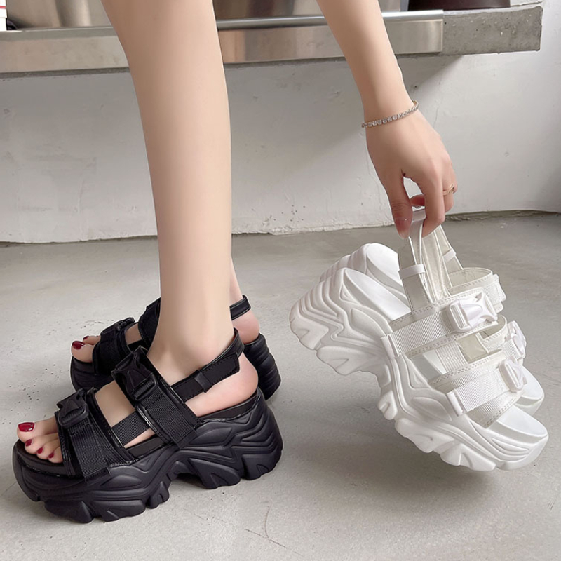 Sandals with big platform store