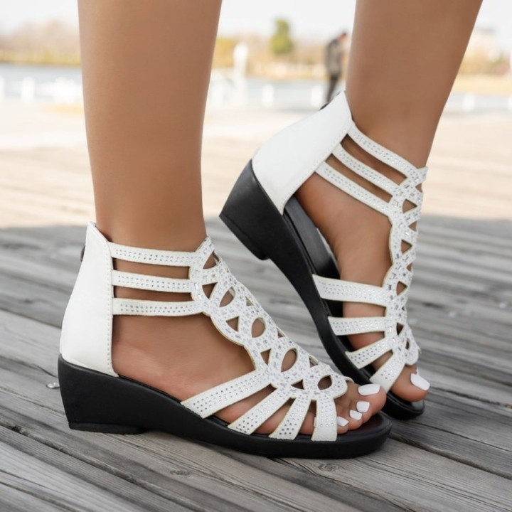 Soft Leather Roman Sandals Women 2025 Summer New Soft Sole Outwear Womens Wedge Shoe