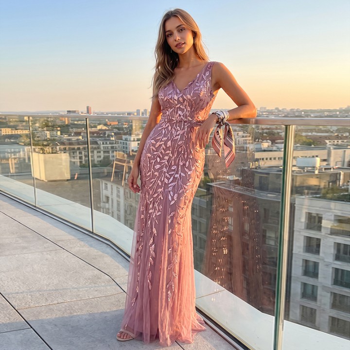 Elegant Women Mermaid Evening Gown Sleeveless V‑neck Leaf Shape Sequins Applique Tu